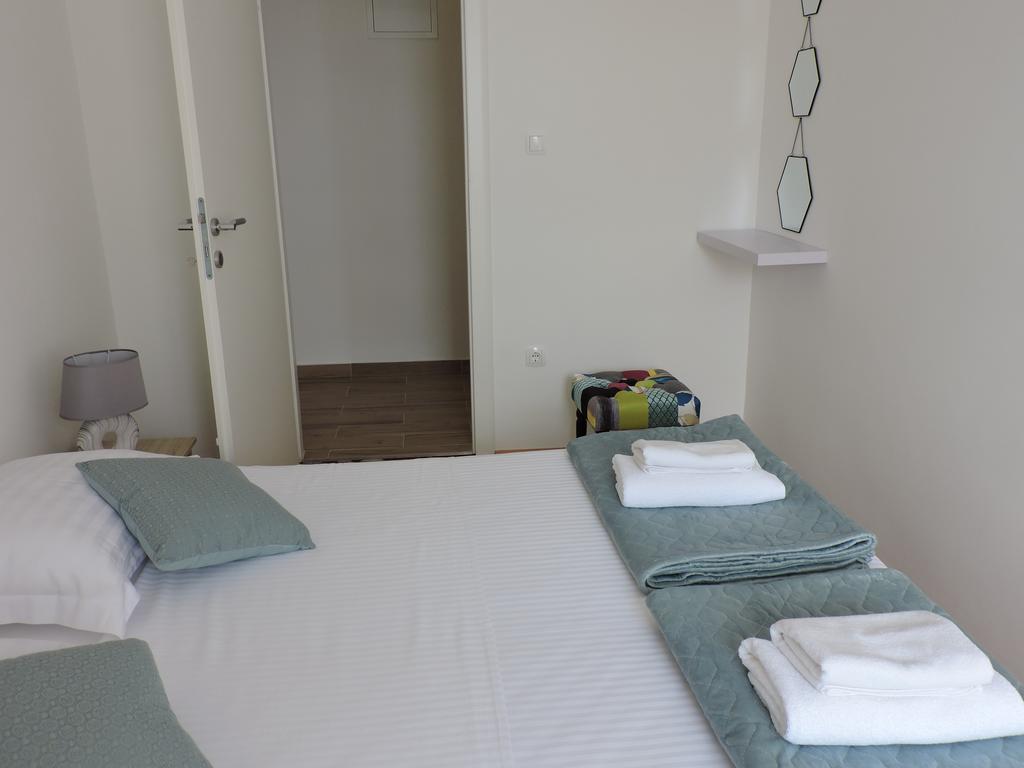 Apartments Nina Riva คาชเตลา ภายนอก รูปภาพ