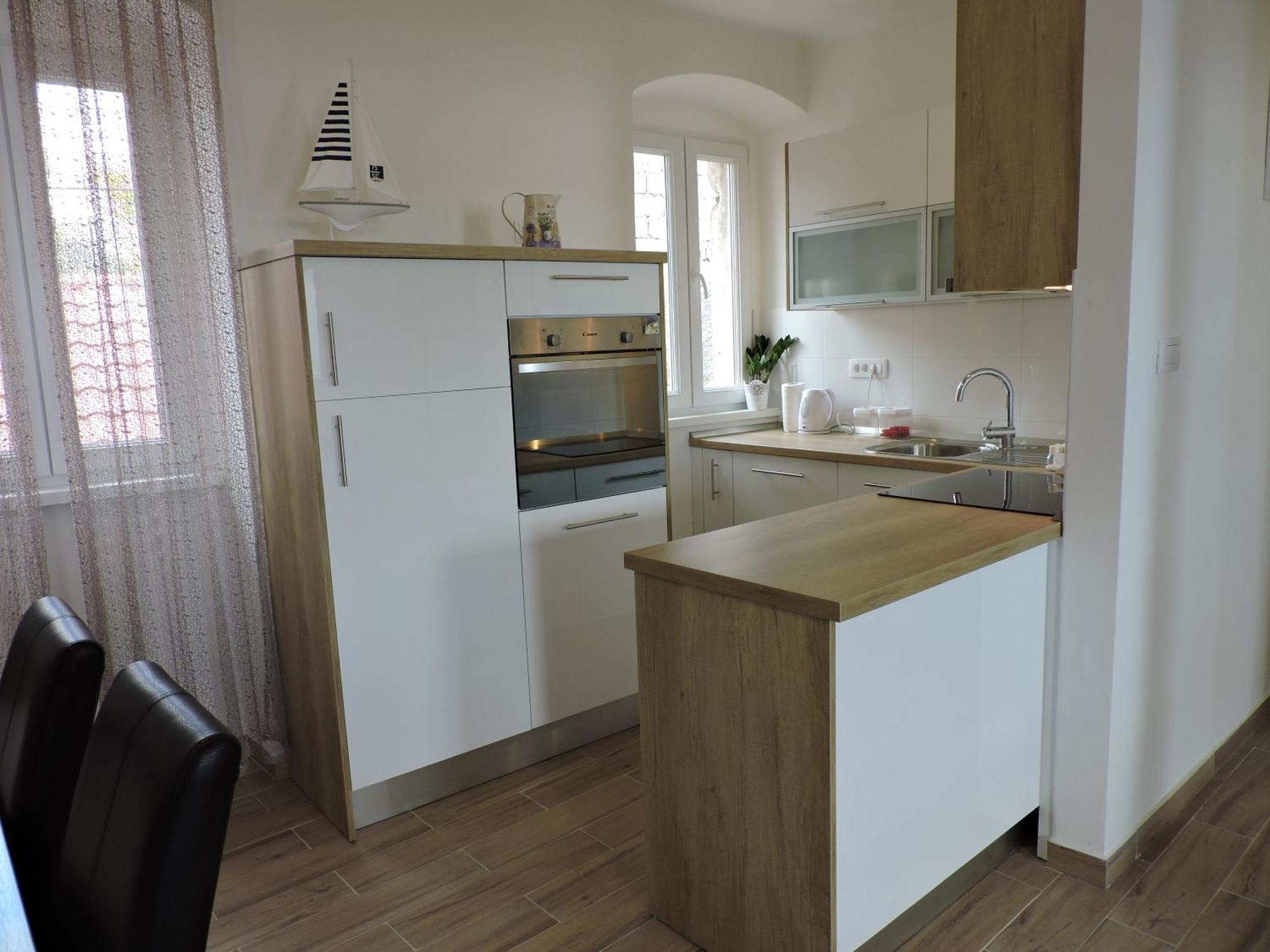 Apartments Nina Riva คาชเตลา ภายนอก รูปภาพ