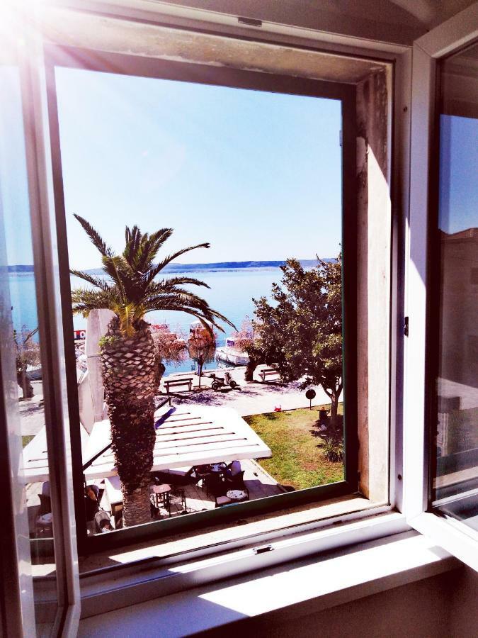 Apartments Nina Riva คาชเตลา ภายนอก รูปภาพ