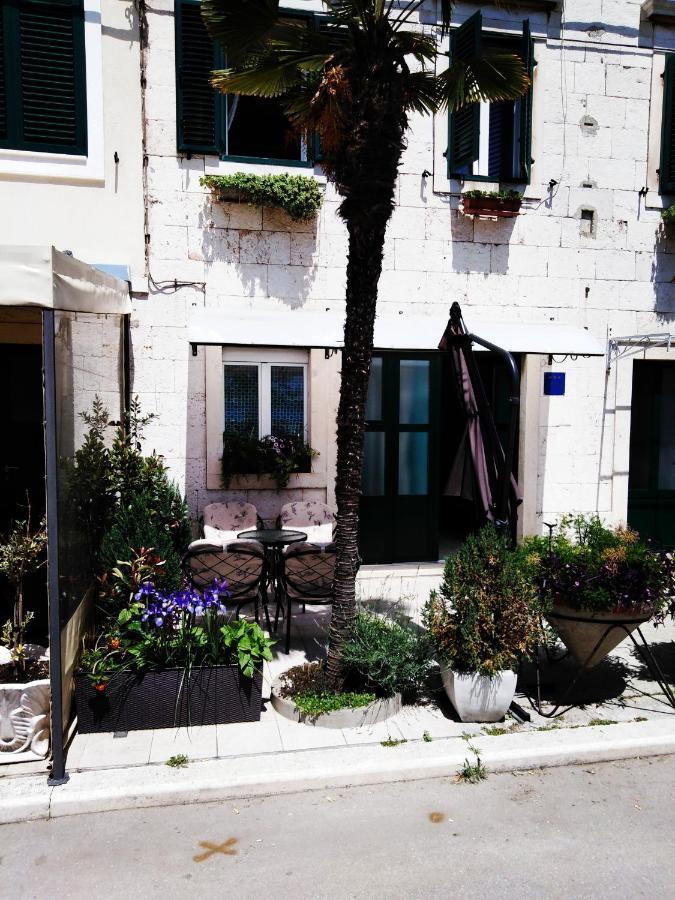 Apartments Nina Riva คาชเตลา ภายนอก รูปภาพ