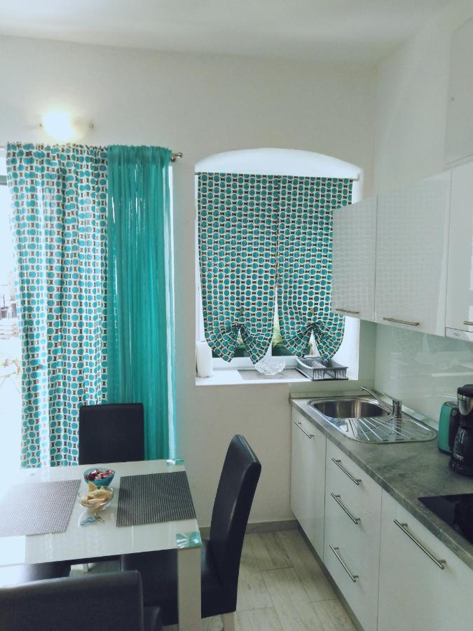 Apartments Nina Riva คาชเตลา ภายนอก รูปภาพ